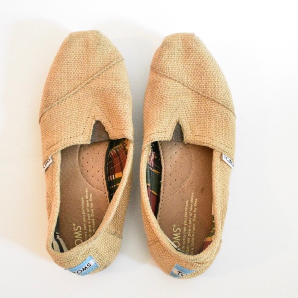 TOMS Burlap Slip Ons 6.5
